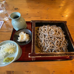 Teuchi Soba Miyajima - 辛味大根せいろ　大盛　田舎そば