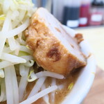 らーめん おうか - 豚の厚み