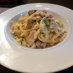 バカリ ダ ポルタ ポルテーゼ - タリアテッレ(鶏肉の白ワイン煮込みソース)