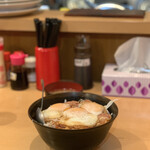すすきの食堂  - 【日替わり】ベーコンエッグ丼