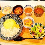 四次元食堂 南インドオステリア - 
