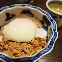 虎ノ門 焼鳥國よし - そぼろ丼（ハーフ）