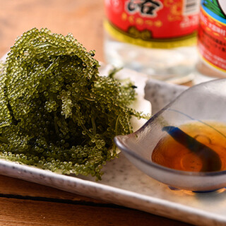 ``Umibudo'' and ``Goya Champuru'' with a bubble-like texture are also popular.