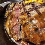 ビーフインパクト - 中は生っぽい