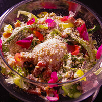 とろーり半熟卵のシーザーサラダ