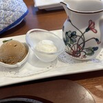 サロン・ド・テ ロザージュ - 