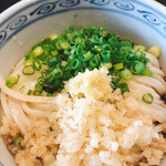 天霧 - 冷たいぶっかけうどん、麺1.5倍