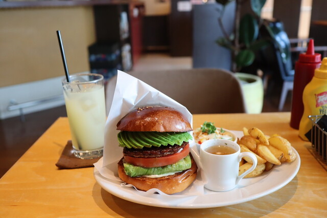 コージーズ Cozzy S 城下 ハンバーガー 食べログ