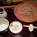 そば 三休 - 荒挽き蕎麦3