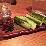 そば 三休 - 胡瓜と鴨味噌