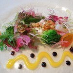 オチェーアノ - （2012/7月）マンゴーソースを抜いて作ってくださった魚介のサラダ