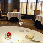 レ セゾン - インテリア　メインダイニング