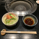 りゅう庵 - 網焼きランチのサラダ