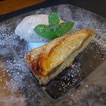 フォセッタ - りんごのタルト＆栗のアイスクリーム