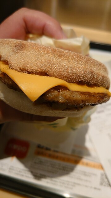 マクドナルド アミュプラザ博多店 博多 ハンバーガー 食べログ マクドナルド アミュプラザ博多店 博多 ハンバーガー 食べログ