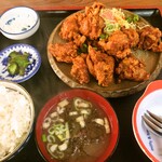 小笠原食堂 - 唐揚げ定食