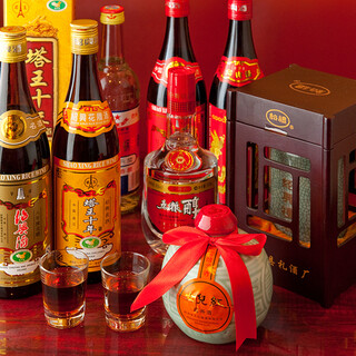 人気の中国酒をはじめ、定番のお飲み物や中国茶などもご用意