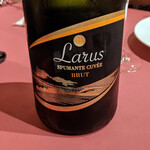 ESSE DUE - 『Larus Spumante Brut Trebbiano Cevico』　４，１８０円（税込）