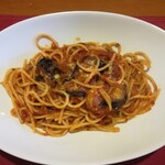 ZUCCA ITALIAN - 揚げなすとトマトのパスタ
