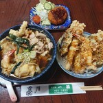 Soba Dokoro Issa - 天かし 750円、定食プラス300円(税込)