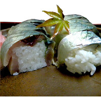 鯖（さば）寿司