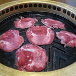 遠野食肉センター - 牛タンは普通