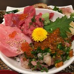 市場カフェ 黒銀 - 鮪とにくらW丼定食大盛り