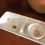 らあめん サンド - 県産ワサビ、柚子胡椒、塩で小麦を堪能します。