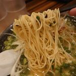 林家 - ラー麦配合の細麺ストレート！