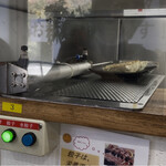 機械の神様が作った餃子研究所 ちゃぶちゃぶ - 目の前はスライド装置
