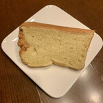 食堂カフェ ヒトトノ - きびざとうのシフォン(テイクアウト)