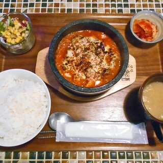 オシャレな空間 新潟でおすすめの韓国料理をご紹介 食べログ オシャレな空間 新潟でおすすめの韓国料理をご紹介 食べログ