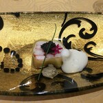 トゥ・ラ・ジョア - 