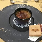 トゥ・ラ・ジョア - 