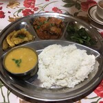 インド・ネパール料理 マナカマナ - ダルバートとチャイ