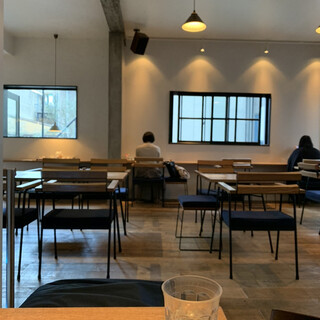 カフェハヴントウィーメットオーパス_2