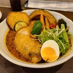 札幌スープカレー専門店エスパーイトウ - 濃厚海老スープ(+105円)です。