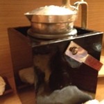 貴馳走坊あ・うん・日本酒を冷やす