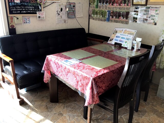 漆山果樹園 - 赤湯（喫茶店）の写真