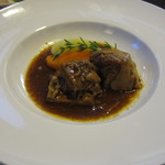 牛ワイン煮仕立て