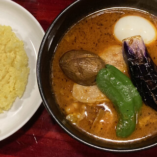 深夜営業 すすきのでおすすめのスープカレーをご紹介 食べログ
