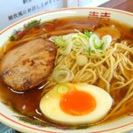 にぼしラーメン かのうや - 