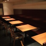 伊豆の旬 やんも - テーブル