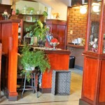 カフェと本 みずのうつわ - 