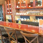 カフェと本 みずのうつわ - 