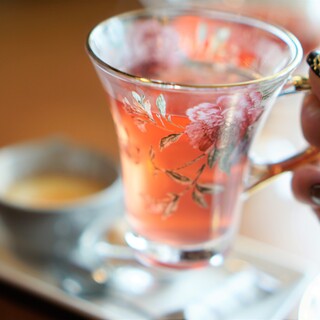 カフェと本 みずのうつわ_1