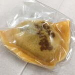 和菓子処 大角玉屋 - もちもち焼　包装時