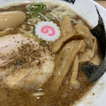 Ganja Andaguraundo Ramen - 見るからに濃厚なスープ