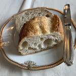 デ アドミラル - R2.11  パン