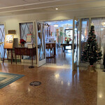 デ アドミラル - R2.11  店舗前